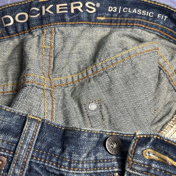 Dockers D3 Men's Denim Jeans Classic Fit Relaxed Straight Leg Blue Size 32x30 - Picture 11 of 13